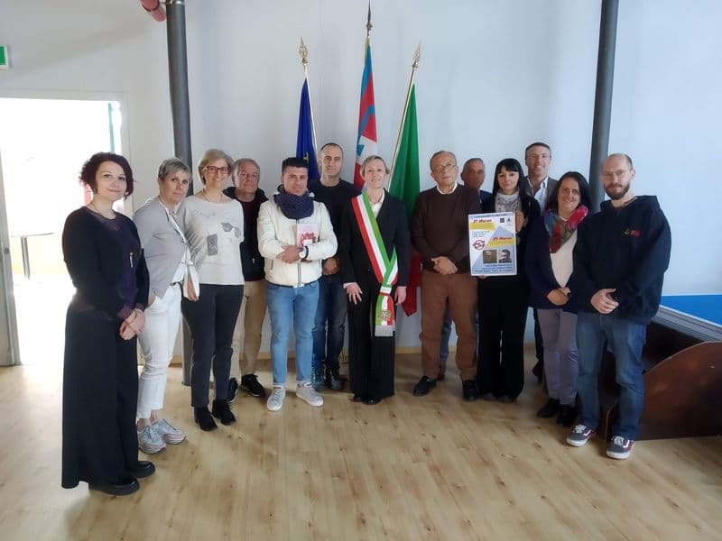 CUORGNE' - Giovanni Impastato con gli studenti delle scuole - FOTO