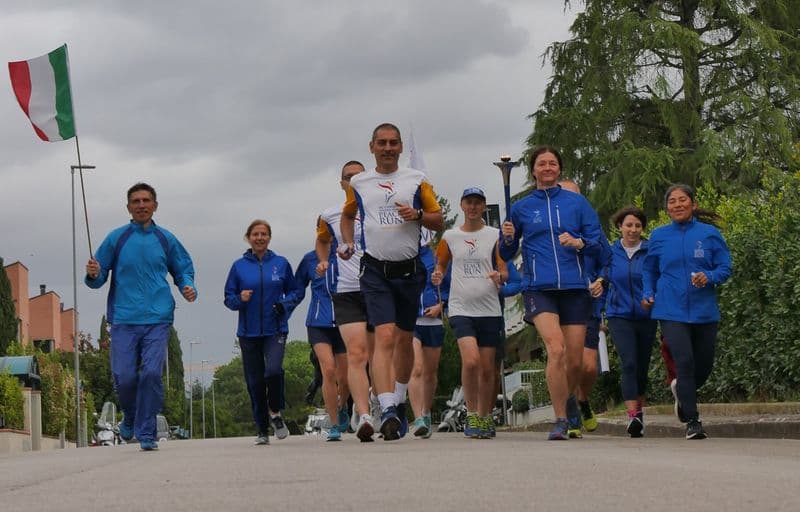 CHIVASSO - Il Po diventa «Fiume di Pace» con la Peace Run