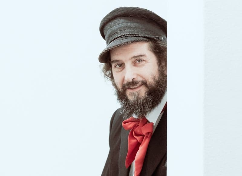MUSICA - Vinicio Capossela celebra il 25 aprile a Torino