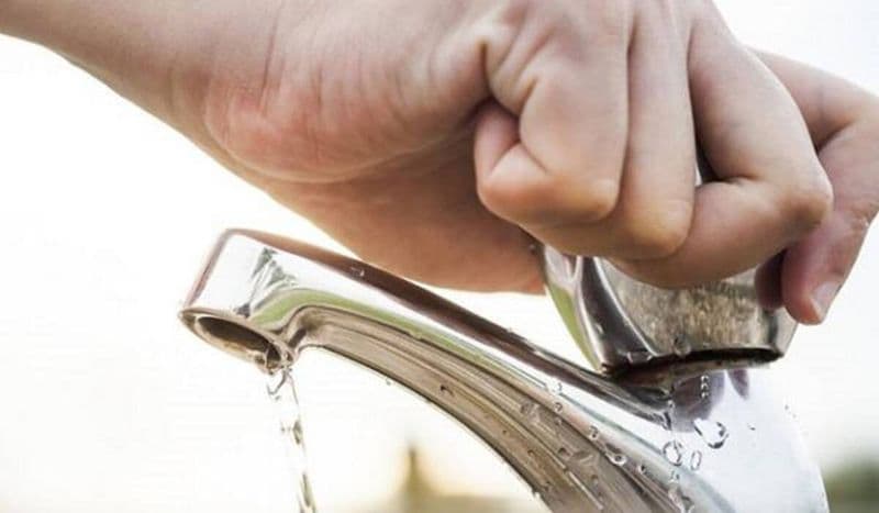 PALAZZO CANAVESE - Siccità, il Comune chiude i rubinetti: stop all'uso dell'acqua potabile