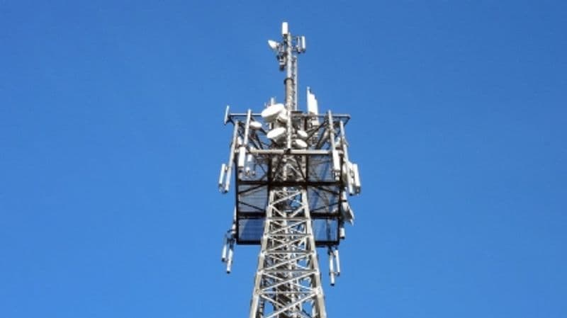 CASTELLAMONTE - Antennone a Filia, incontro tra azienda e cittadini. Il sindaco: «Valutiamo soluzioni alternative»