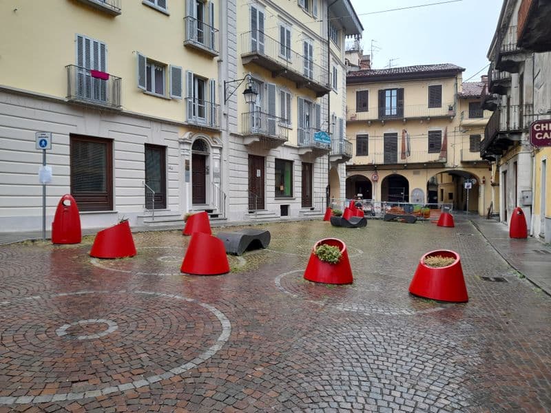 CUORGNE' - Una raccolta firme per chiedere la riapertura di piazza Boetto