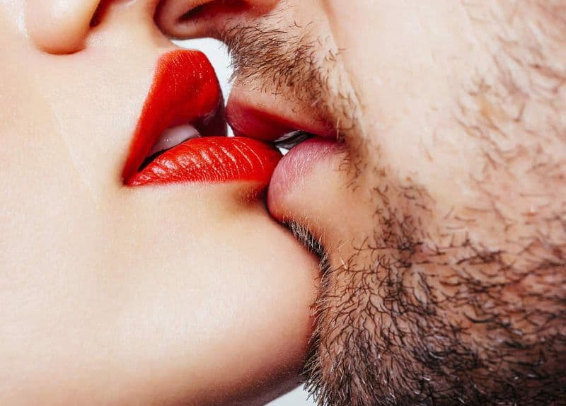 SENTIMENTI – Il primo bacio, mannaggia che errore