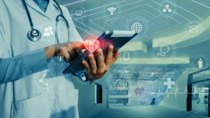 IVREA - La telemedicina funziona: 50 pazienti seguiti da casa