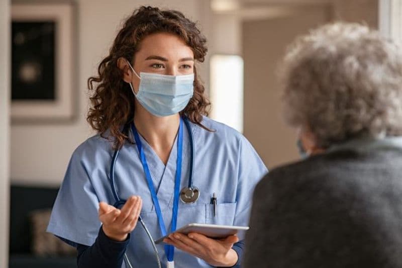 CANAVESE - Mascherine e Covid, ecco cosa cambia in ospedali e Rsa dal 1 maggio 2023