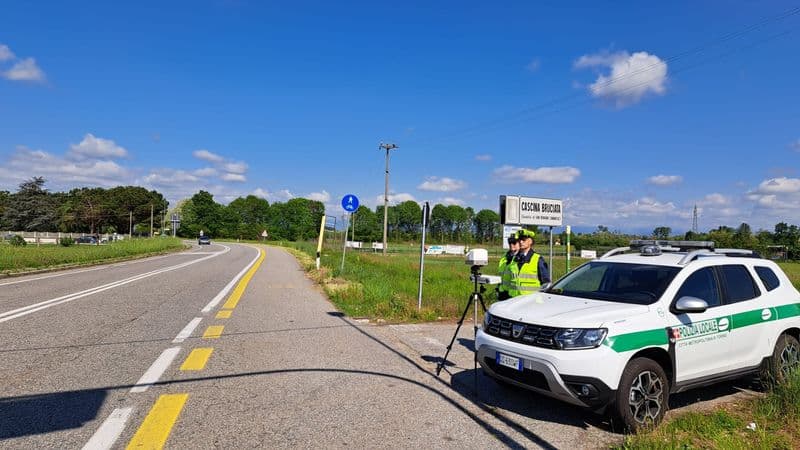 VOLPIANO - Automobilisti dal piede pesante sulla provinciale: controlli e autovelox in arrivo