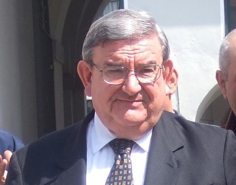 CUORGNE' - L'ex sindaco Vacca Cavalot ha donato un terzo del suo patrimonio alla città