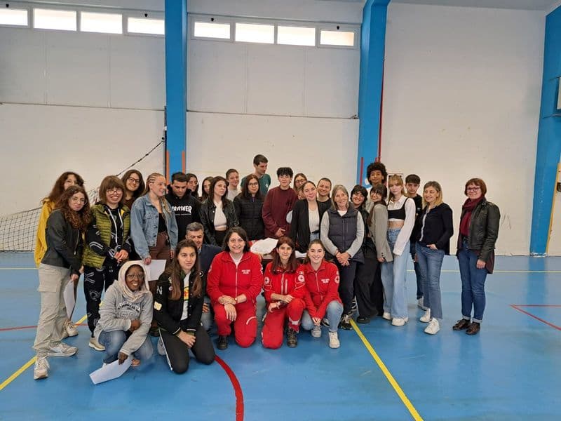 CASTELLAMONTE-CUORGNE' - I giovani della Croce Rossa al «25 Aprile-Faccio»