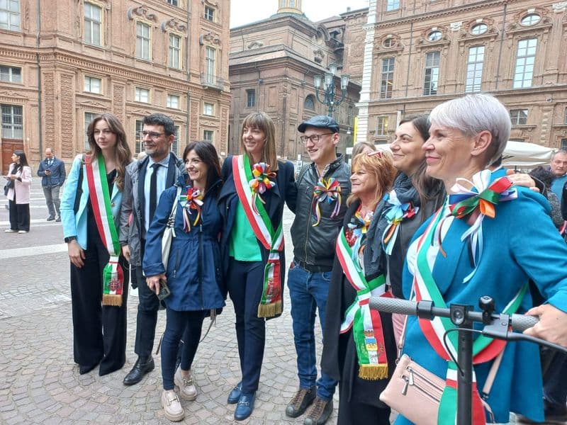 STRAMBINO - Cambursano insieme a 300 sindaci per i diritti delle famiglie arcobaleno - FOTO