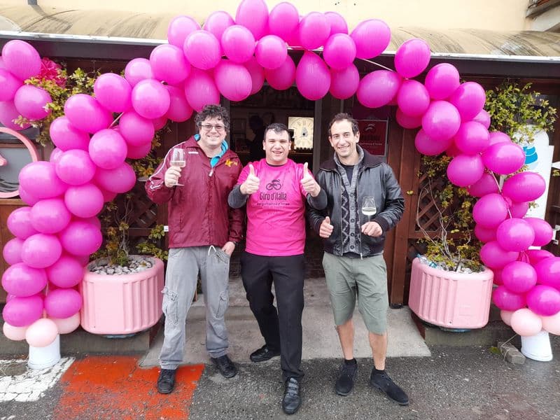 BORGOFRANCO D'IVREA - #FacciadaGiro 2023: le foto di QC tra il pubblico del Giro d'Italia - GALLERY 1