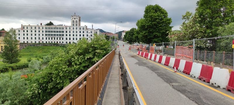 CUORGNE' - Ponte sull'Orco, lavori infiniti: altra proroga ai cantieri che finiranno (forse) il 20 giugno