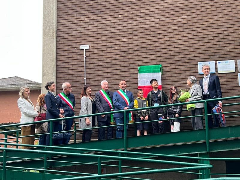 FAVRIA - Intitolata la scuola allo storico preside Giovanni Tarizzo