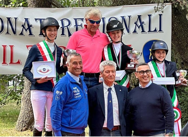 BAIRO - Equitazione: Cristina Zucco seconda ai campionati regionali, Giulia Lucia Calcio Gaudino sfiora il podio - FOTO