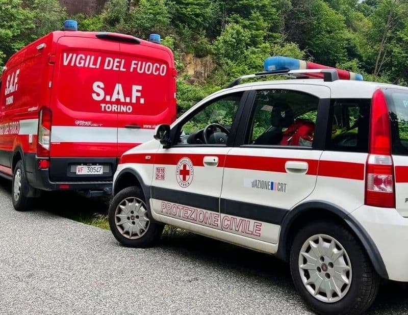 CHIESANUOVA - Domenica di lavoro per decine di soccorritori: dopo le richieste di «aiuto» continuano le ricerche nei boschi