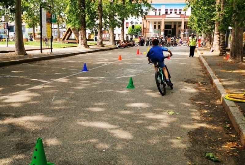 VOLPIANO - Bike for the future: studenti a scuola di mobilità sostenibile