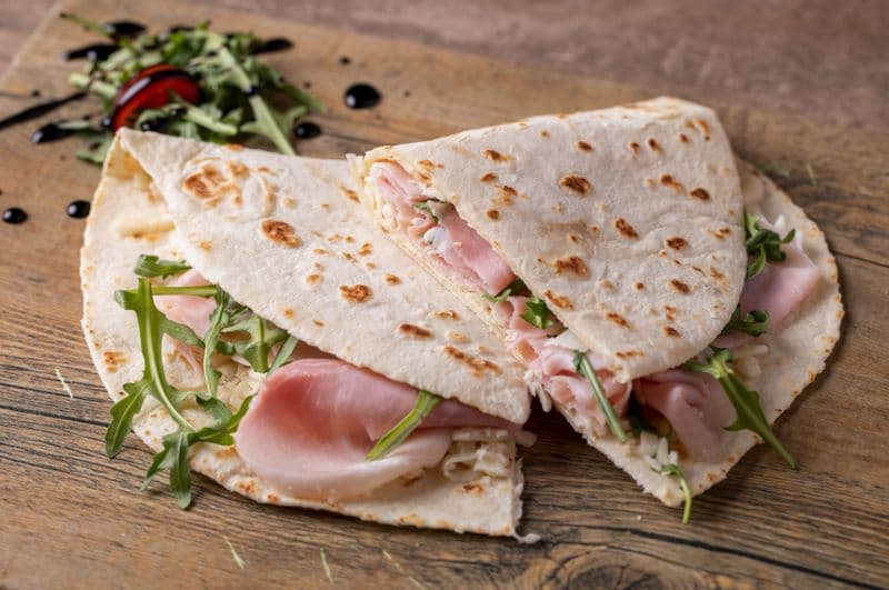 PERTUSIO - Una «piadina solidale» per gli alluvionati della Romagna