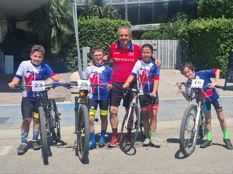 FRONT CANAVESE - Gli atleti del Rock Bike Team in gara in Italia e Svizzera - FOTO