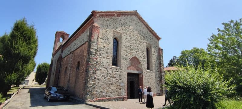 IVREA - Donato al Fondo per l'Ambiente Italiano il Convento di San Bernardino-Casa Olivetti - FOTO
