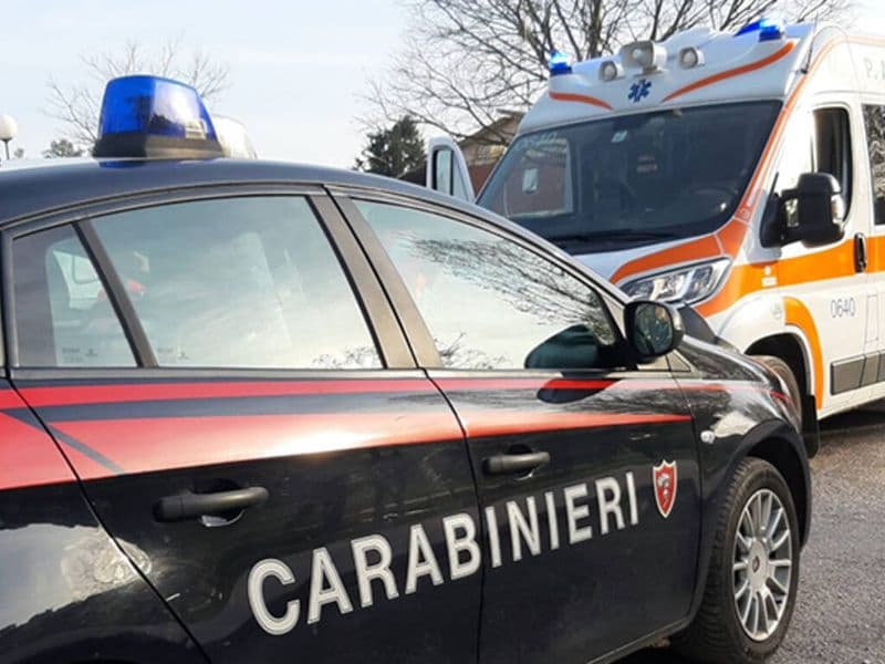 SAN GIORGIO CANAVESE - Incidente in corso Repubblica, scontro tra una moto e un'auto: due feriti