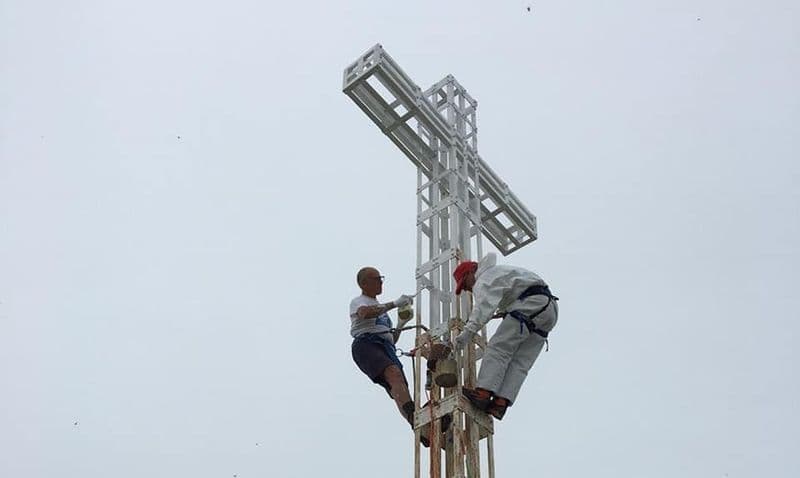 SPARONE - Stop a nuove croci sulle vette delle montagne, Rumello: «Sono parte della nostra storia e non vanno rimosse»