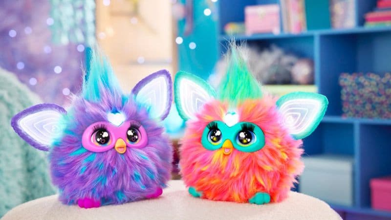 TOYS - Il ritorno di Furby, l'animaletto alieno