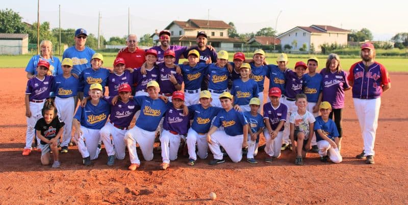 CASTELLAMONTE - Baseball, una vittoria a testa nel derby tra Redclay e Kings: in serie C volano i rosso-viola - FOTO