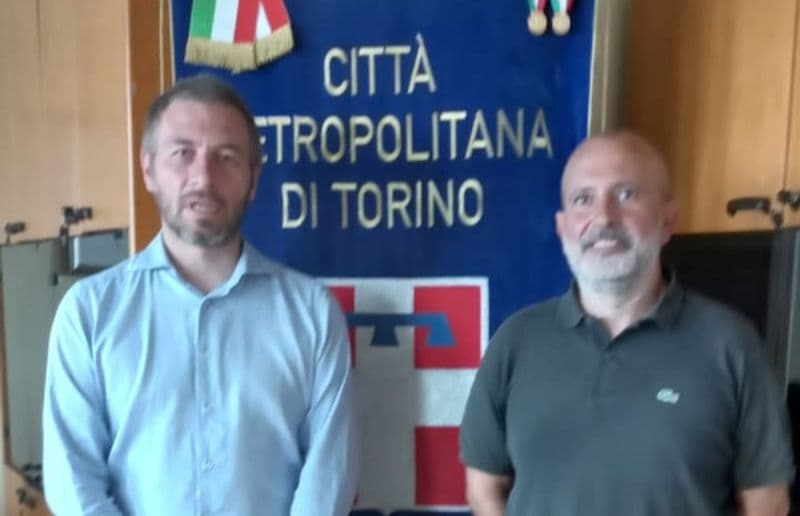 SALERANO - Le barriere antirumore danneggiate dall'incendio vanno sostituite