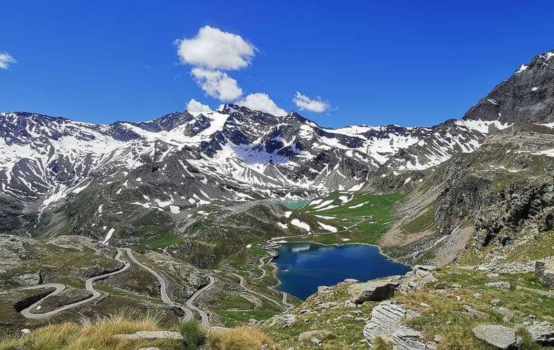 CERESOLE REALE - «Pagare un biglietto per salire in moto o in auto al Colle del Nivolet»