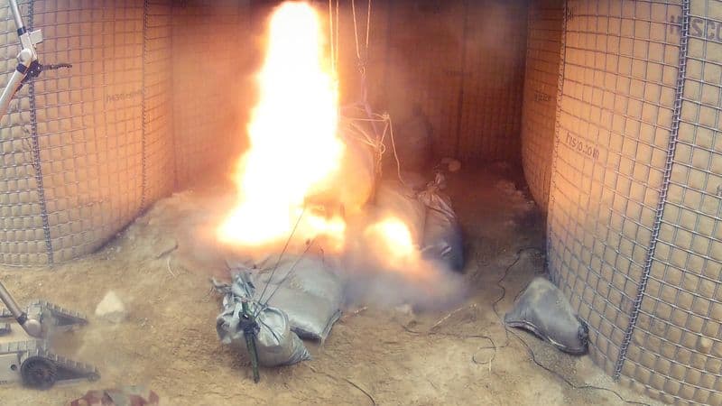 CHIVASSO - Così gli artificieri dell'Esercito hanno neutralizzato la bomba da 450 chili - FOTO e VIDEO