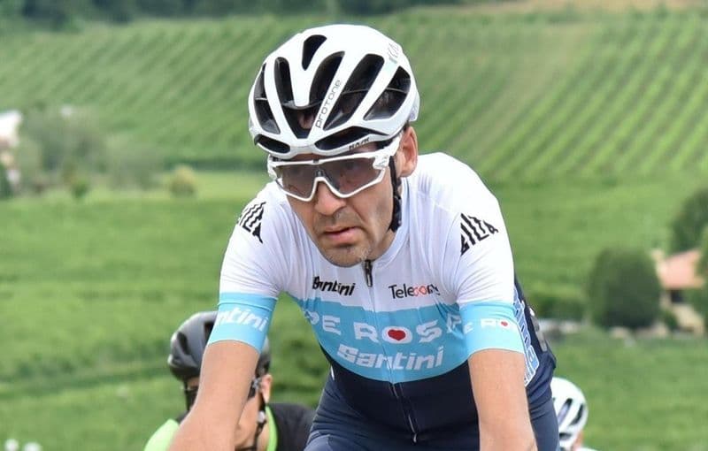 STRAMBINO - Auto contro bici, ciclista muore dopo cinque mesi: il commosso addio a Gianandrea Azario