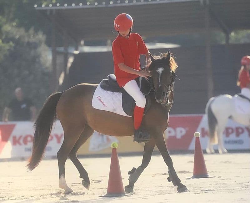BAIRO - I ragazzi del team Equin'Ozio fanno incetta di medaglie alle Ponyadi Kep 2023 - FOTO
