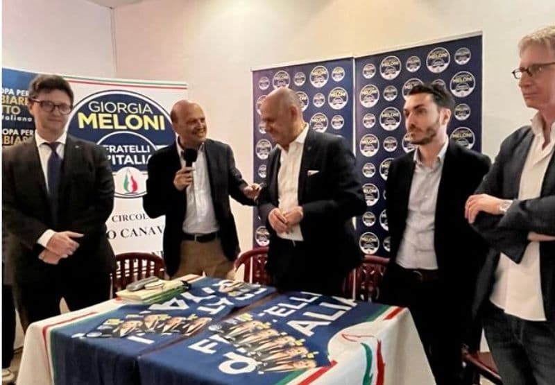 NUOVO OSPEDALE DEL CANAVESE - Volano stracci nel centrodestra, Flavio Novaria se la prende con Mauro Fava e Claudio Leone