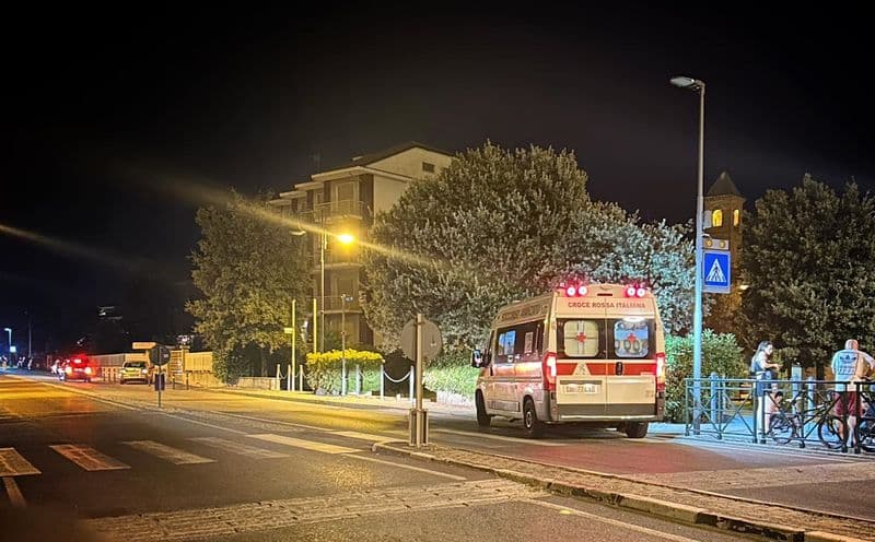 LEINI' - Investe con l'auto un bimbo sulle strisce e poi scappa: identificato e sanzionato