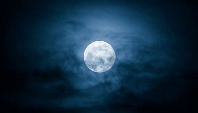 CERESOLE REALE - Arriva la SuperLuna Blu: il colle del Nivolet tra i posti migliori per ammirarla