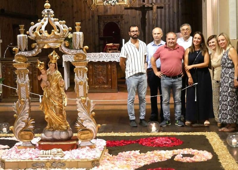 LOCANA - In migliaia per l'emozionante infiorata al Santuario della Madonna del Cantellino - FOTO e VIDEO