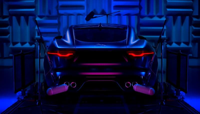 MOTORI - Il rombo dell'ultimo V8 Jaguar conservato per i posteri