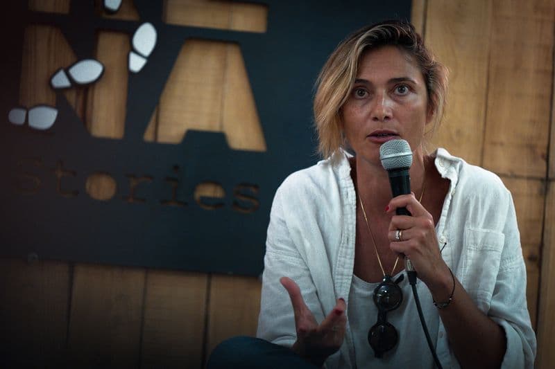 CASTELLAMONTE - Morena Stories, un successo la passeggiata con l'attrice Anna Foglietta - FOTO