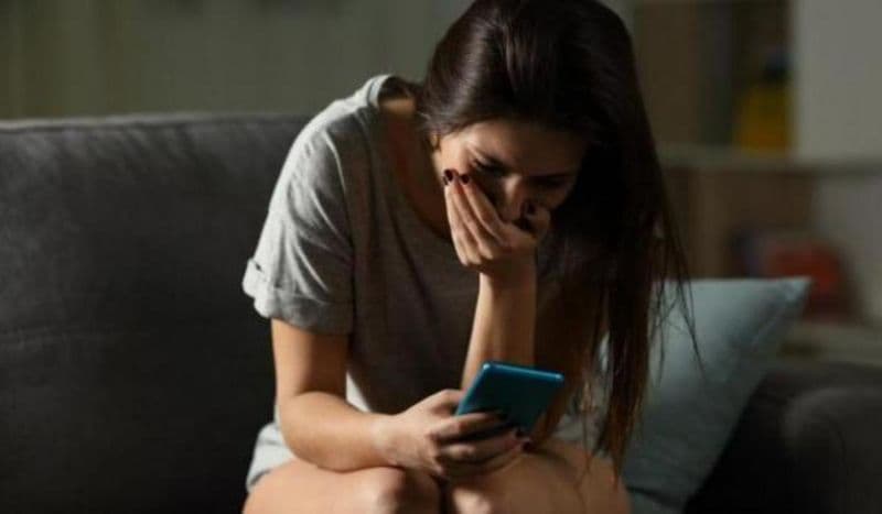 CIRIE' - Video hard sul telefono cellulare: ragazza denuncia un calciatore per revenge porn