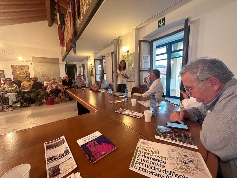 EPOREDIESE - Uncem e il territorio chiedono certezze su mobilità e trasporti dopo il caos delle ultime settimane