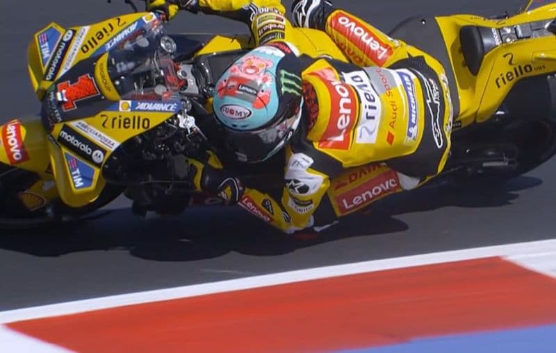 MOTO GP - Pecco Bagnaia strappa un podio nonostante l'infortunio: s'infiamma la corsa al mondiale