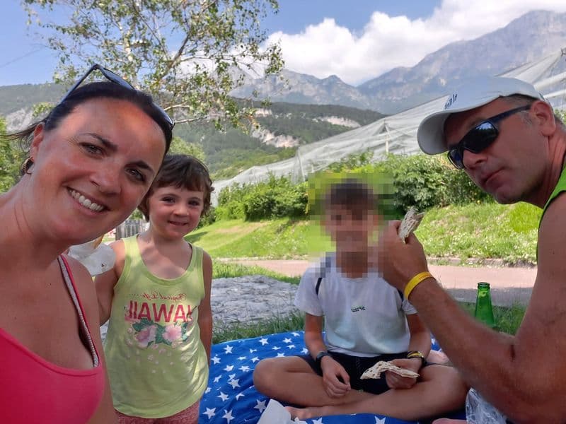 INCIDENTE AEREO A CASELLE - Il papà della piccola Laura disperato per non essere riuscito a salvare la figlia: «Dove ho sbagliato?»