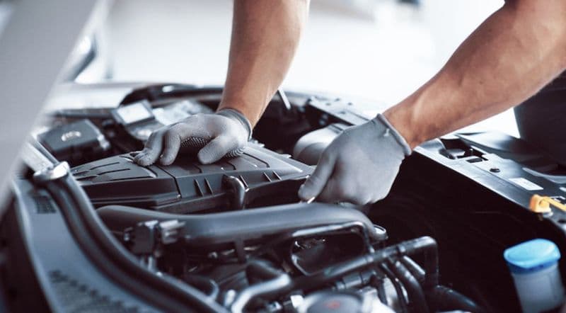 LAVORO - Officina cerca personale