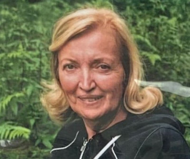 CHIVASSO - Ultimo saluto a Franca Oliaro, storica commerciante e madrina di Simona Ventura