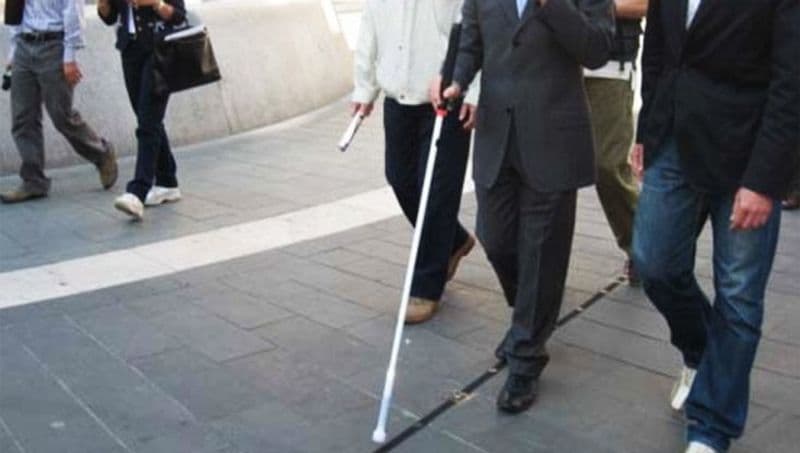 IVREA - Riprende l'accompagnamento per persone con disabilità visiva
