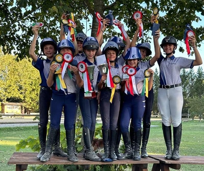 FAVRIA - Equitazione, pioggia di medaglie e applausi per gli allievi di Cascina Serena - FOTO