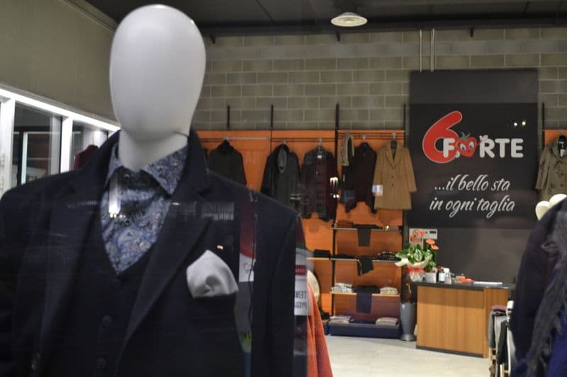 RIVAROLO CANAVESE - Un caldo benvenuto all'autunno-inverno: da 6Forte tante idee per l'outfit giusto e alla moda - FOTO