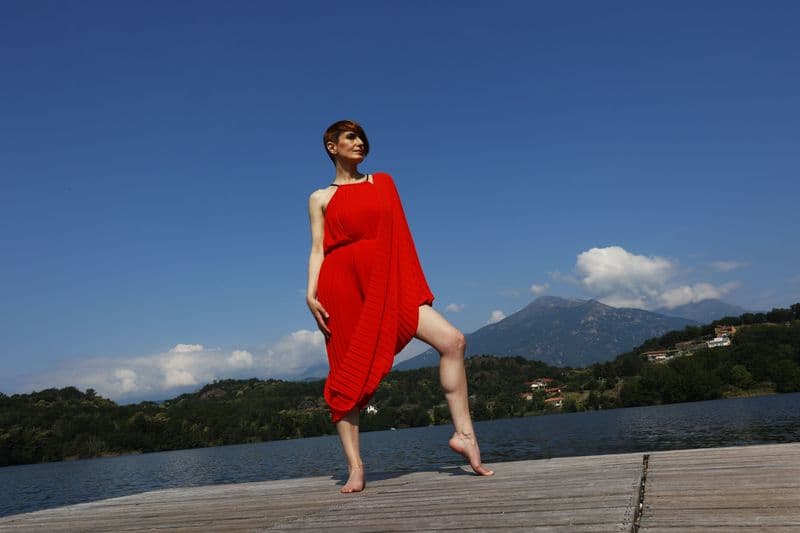 CANAVESE - E' uscito «La quarta casa», il nuovo singolo dell'artista Pamela Guglielmetti - FOTO e VIDEO