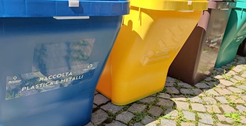 RIVAROLO CANAVESE - Una petizione e un incontro per protestare contro il nuovo sistema di raccolta rifiuti