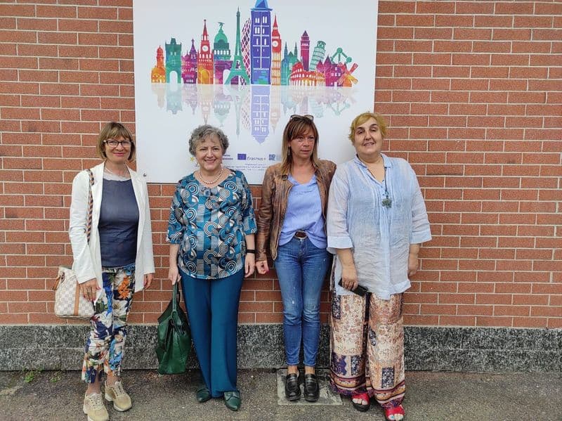 LOMBARDORE-SAN BENIGNO - Dal Canavese al cuore dell'Europa: inaugurata la targa Erasmus a scuola - FOTO