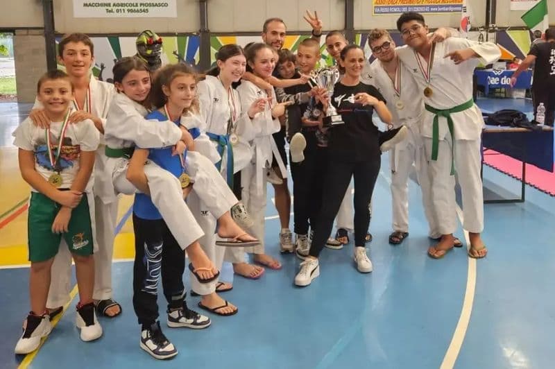 RIVAROLO-CUORGNE' - Taekwondo, prima coppa vinta per i giovani atleti della New Gym Tonic - FOTO